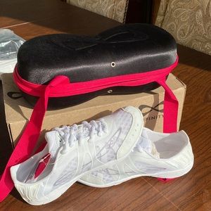 Nfinity Vengeance size 8